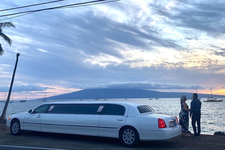Stretch Limousine Private Transfer around the Island of Maui - Photo 1 of 4